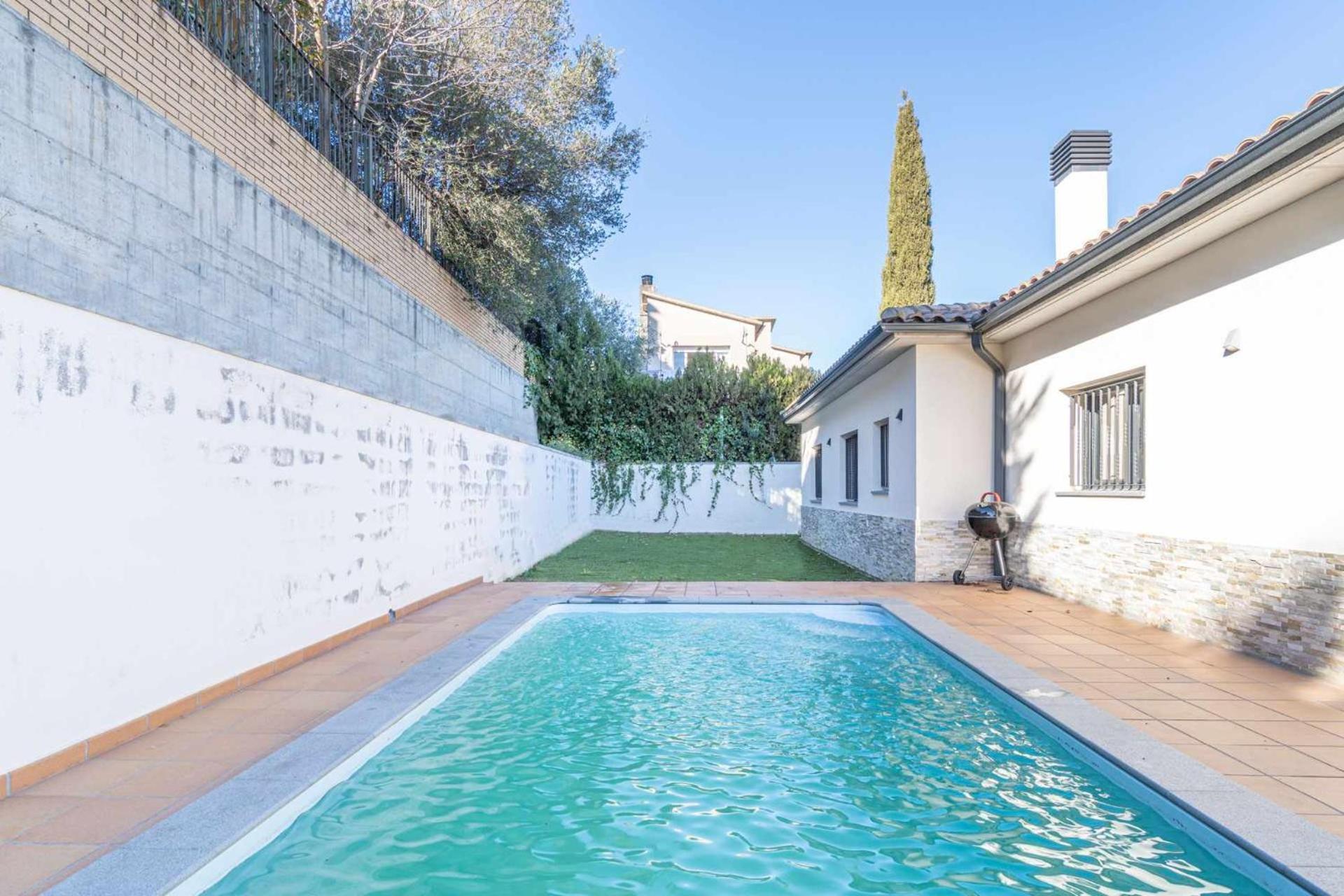 Jouvacations Villa Domenec Figueres  Buitenkant foto
