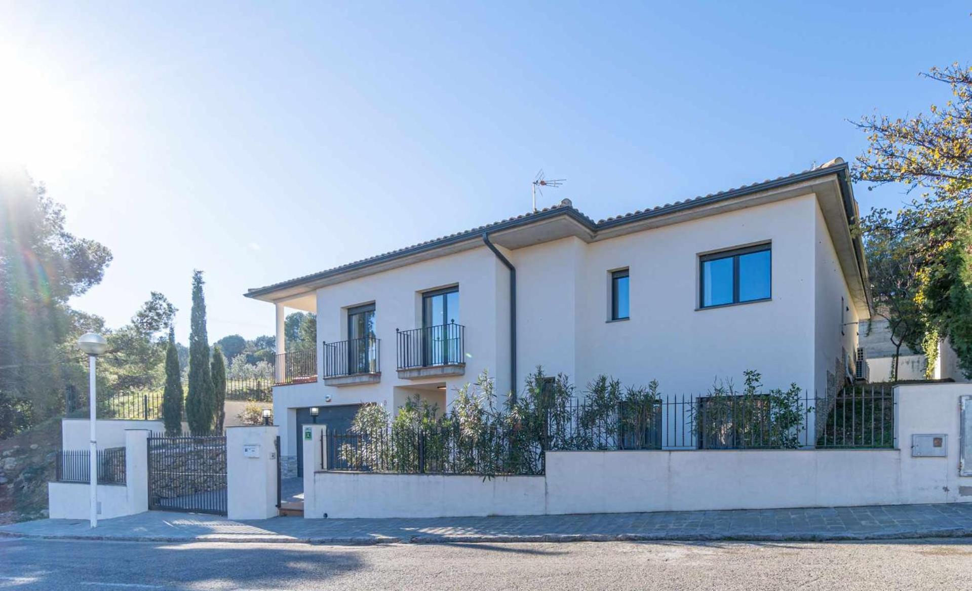 Jouvacations Villa Domenec Figueres  Buitenkant foto